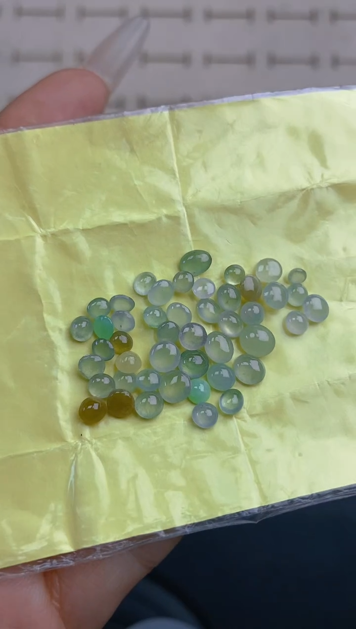 未镶嵌定制翡翠天然翡翠蛋面7