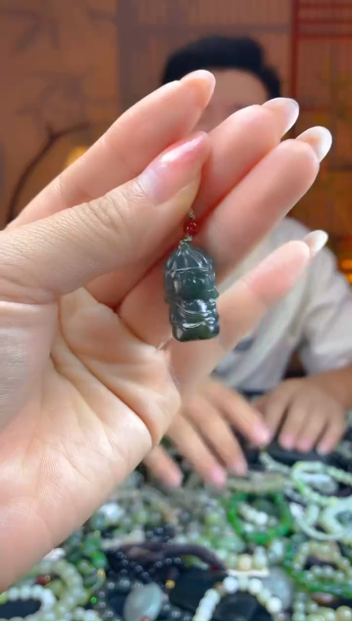 和田玉未镶嵌颈饰多样性发货，拍一发一