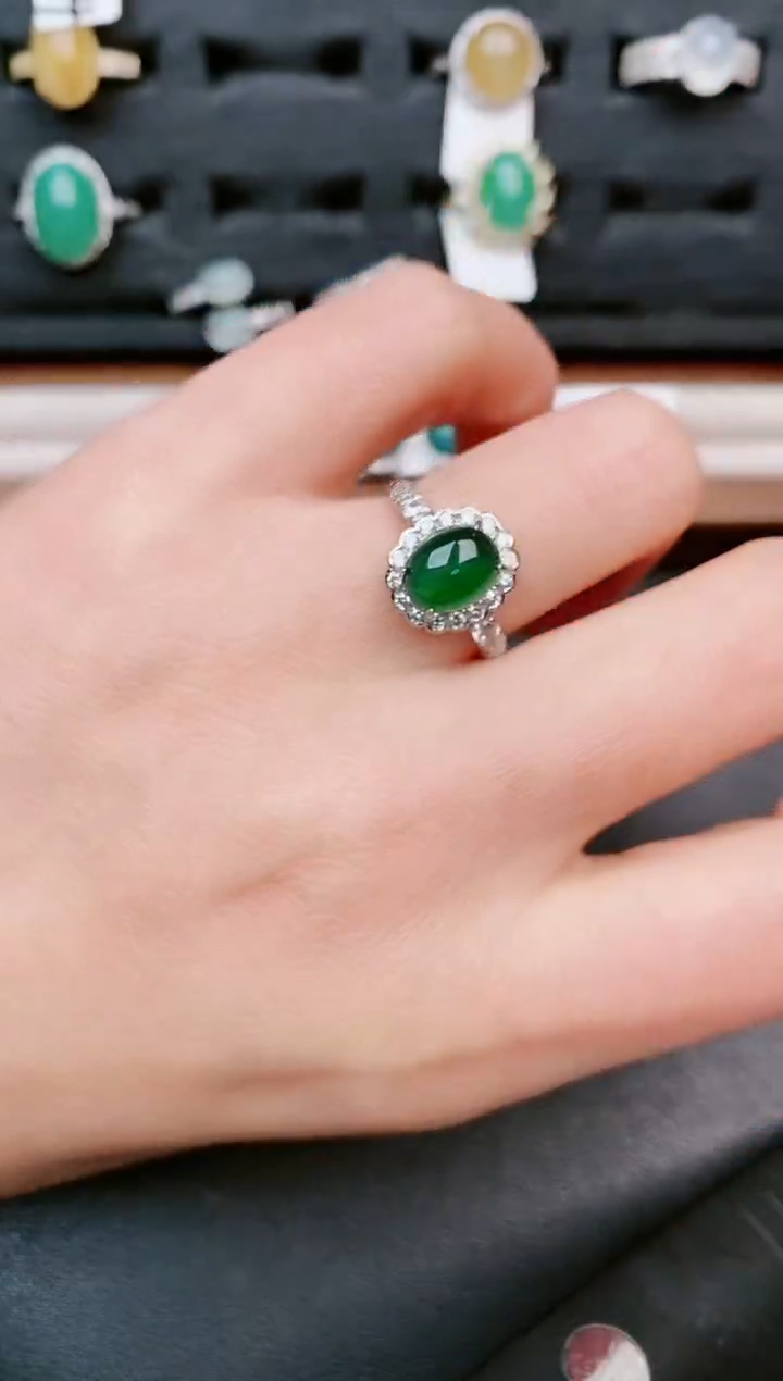 【闪购商品】翡翠戒指银S925镶嵌.....