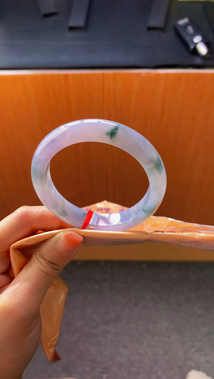 未镶嵌手镯翡翠- Q64圈口52.4