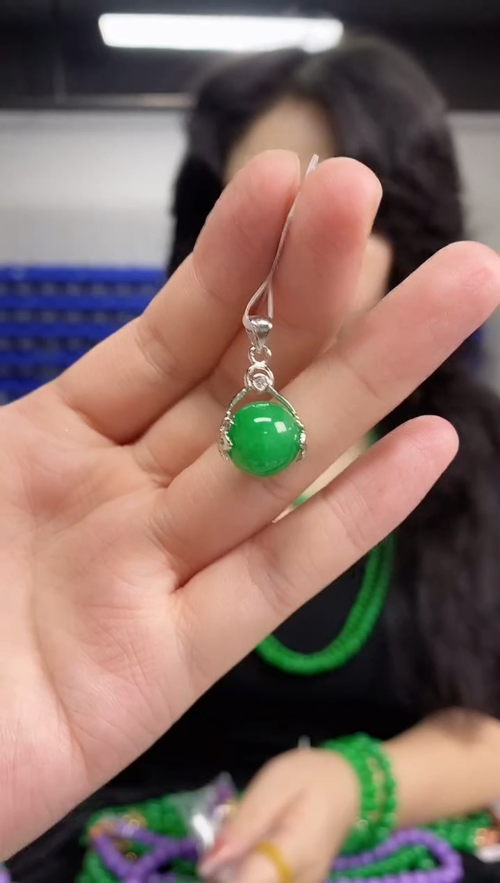 翡翠未镶嵌吊坠(不含链)闪购链接 多样性发其一颜色微差