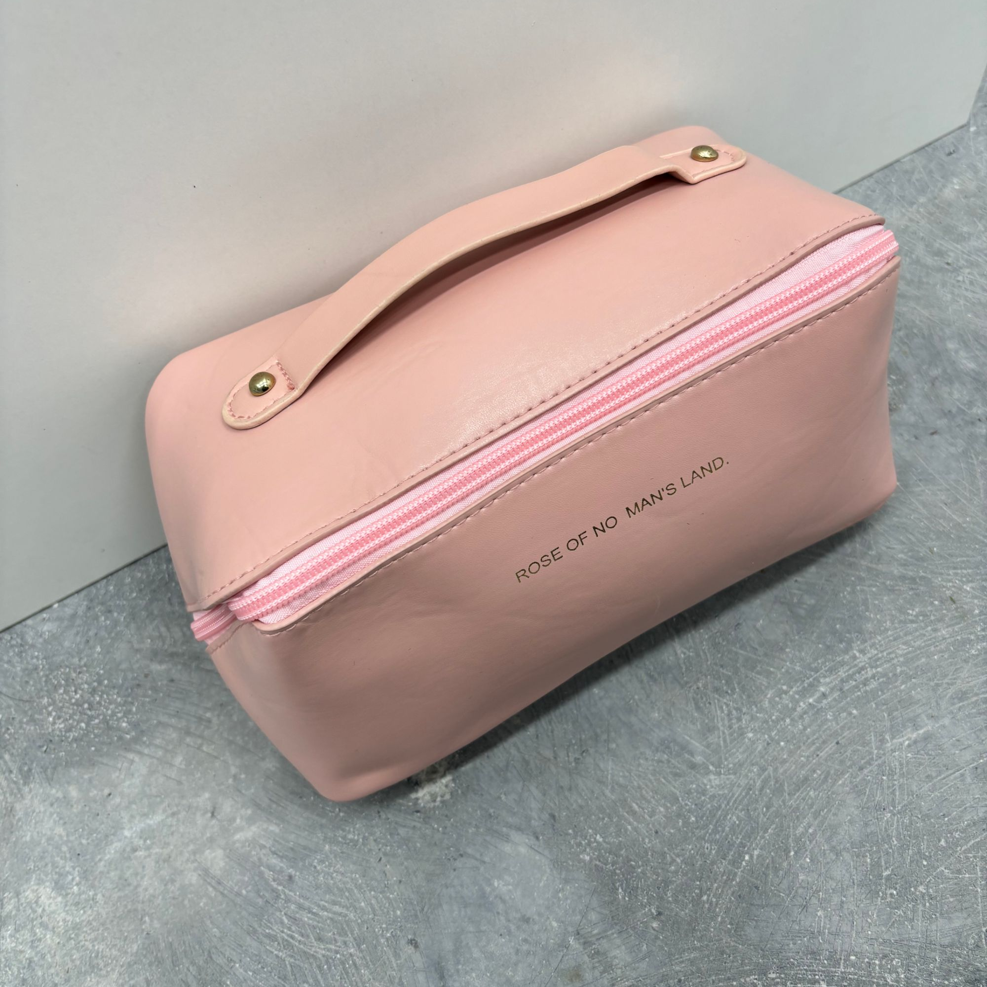 新款化妆包手提 行李箱化妆品收纳旅行箱伴手礼 QW