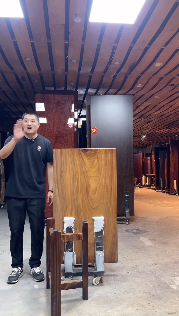 木南美胡桃木大板125*70*6带脚