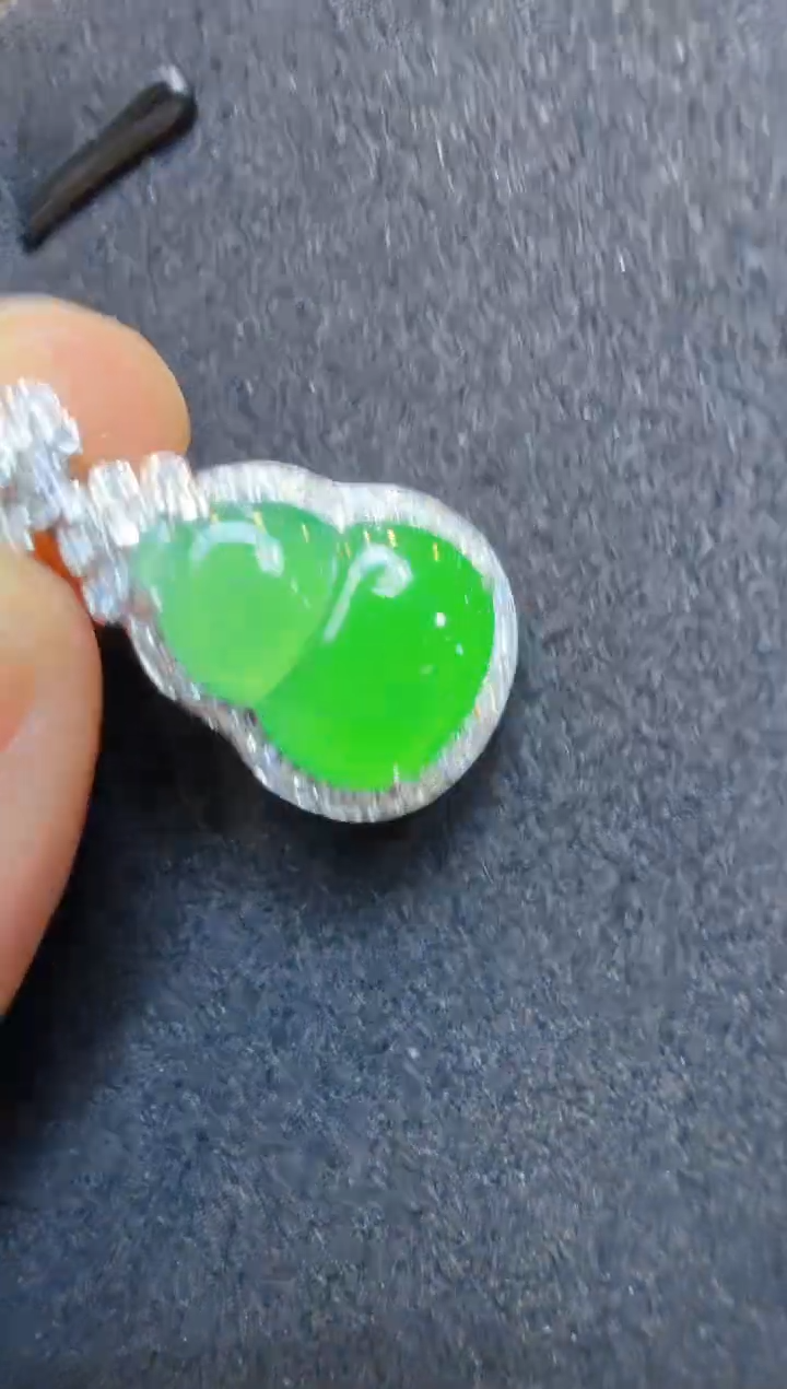 吊坠(不含链)18K金镶嵌翡翠多样性团购发一件