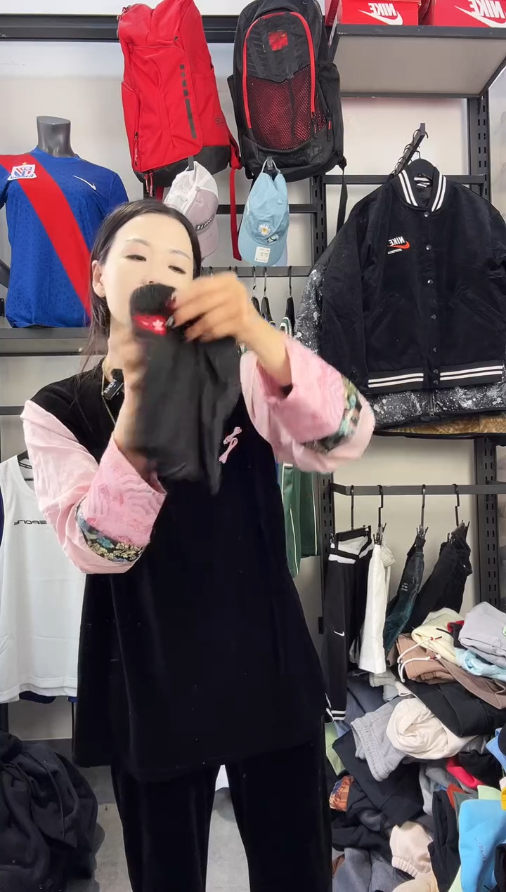 268闪购编码  阿迪运动卫衣裤以直播间过款为准 尺码5无售后