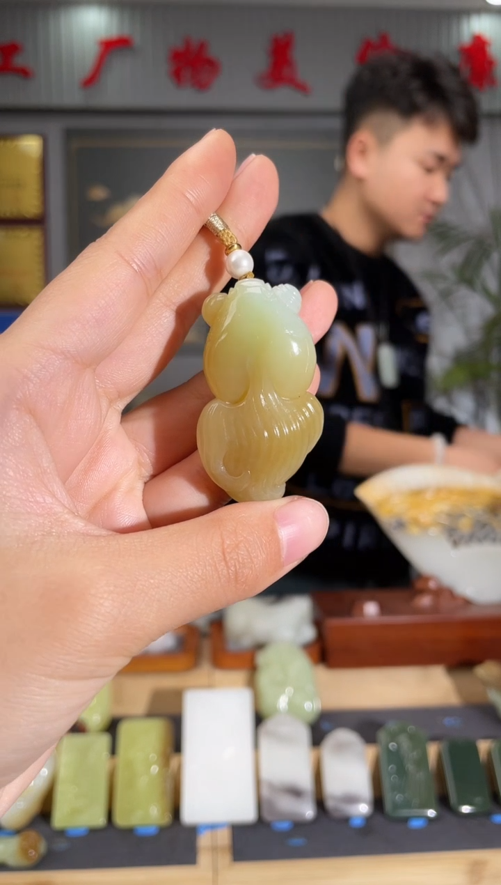 【闪购商品】和田玉颈饰未镶嵌拍一发一 多样性发货