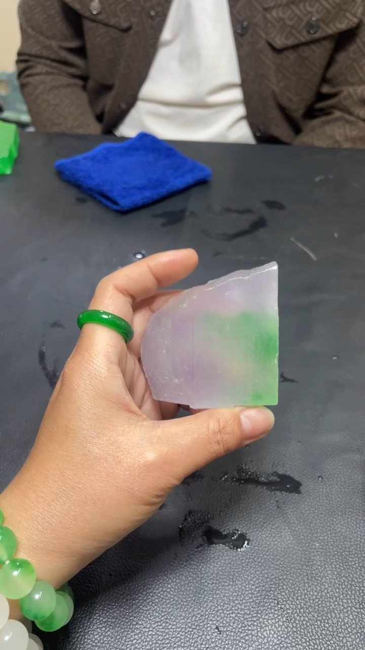 玉冰春彩边角毛坯