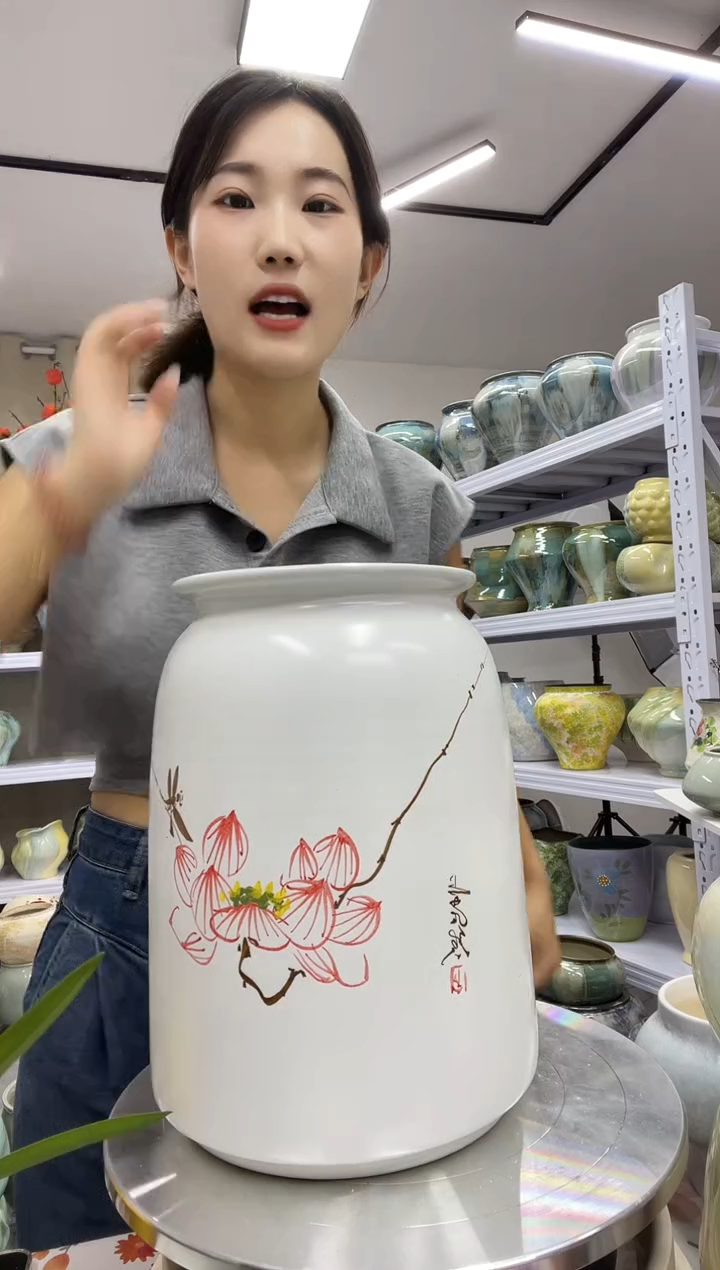      【   8.31   陶瓷花盆  】       