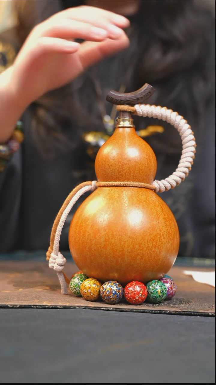【闪购商品】YV131大漆酒葫芦不包手串及旋转底座