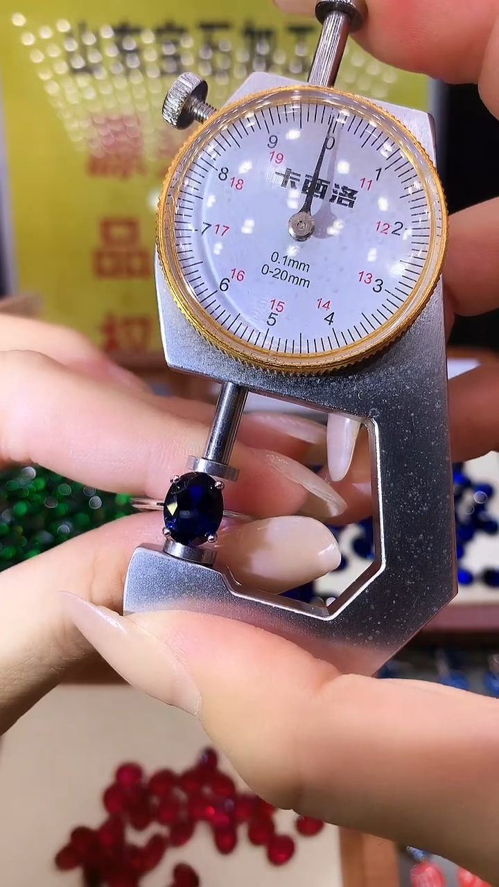 蓝宝石戒指银S925镶嵌........