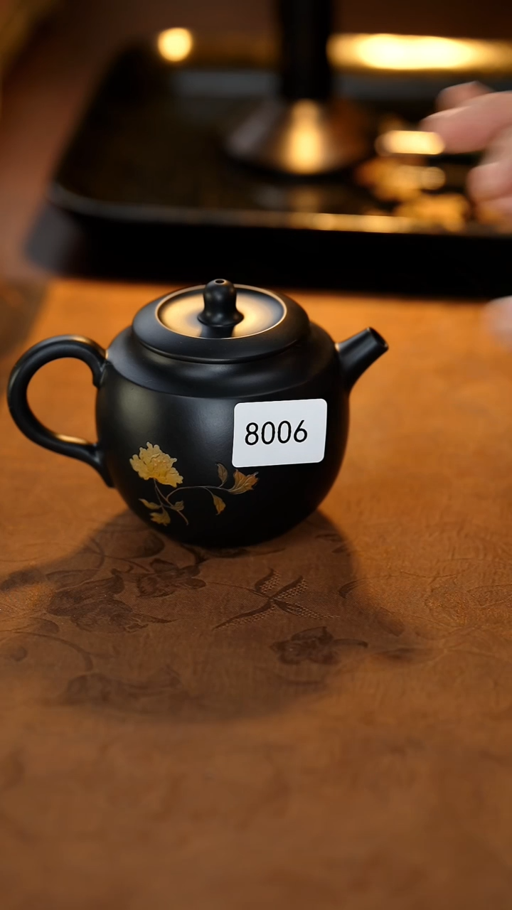 【闪购商品】雲梦茶器紫陶小壶8006