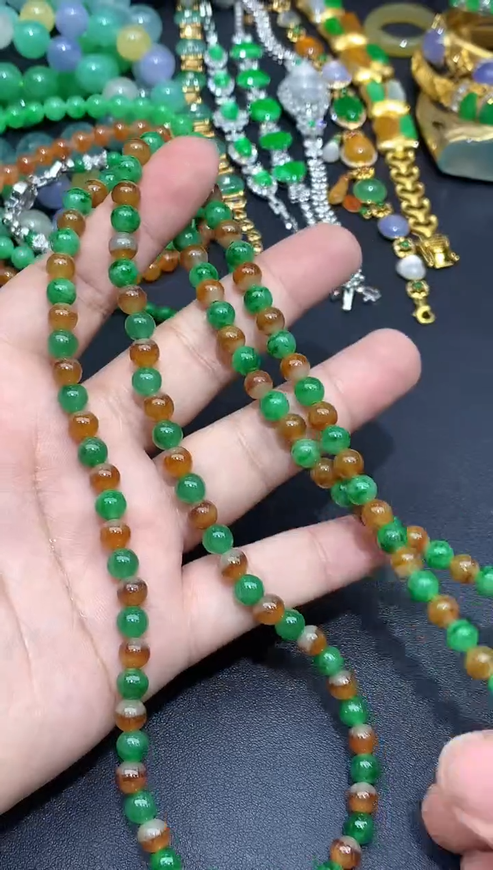 翡翠未镶嵌颈饰505-春日珠宝