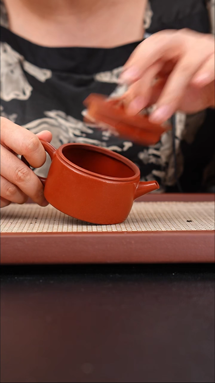 茶壶紫砂全手工小煤窑朱泥汉瓦170cc袁建华