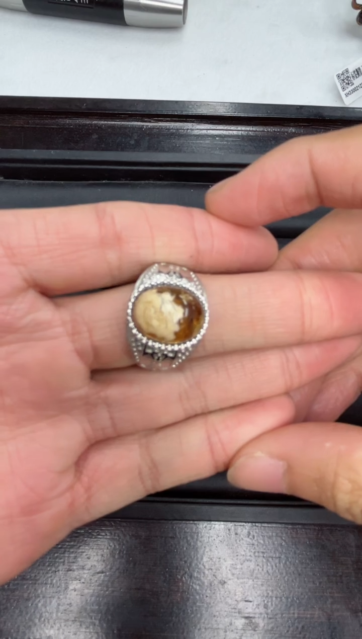 【闪购商品】琥珀裸石未镶嵌抚顺琥珀戒指