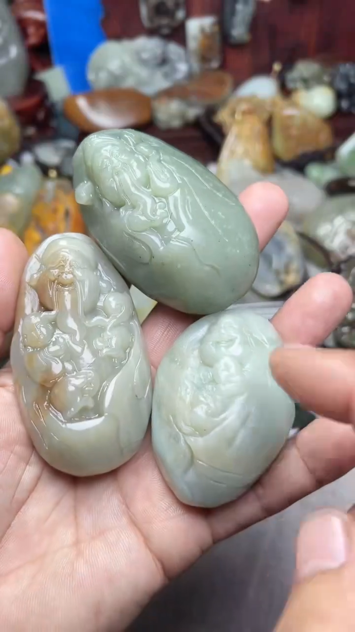 【闪购商品】和田玉把件未镶嵌3有裂