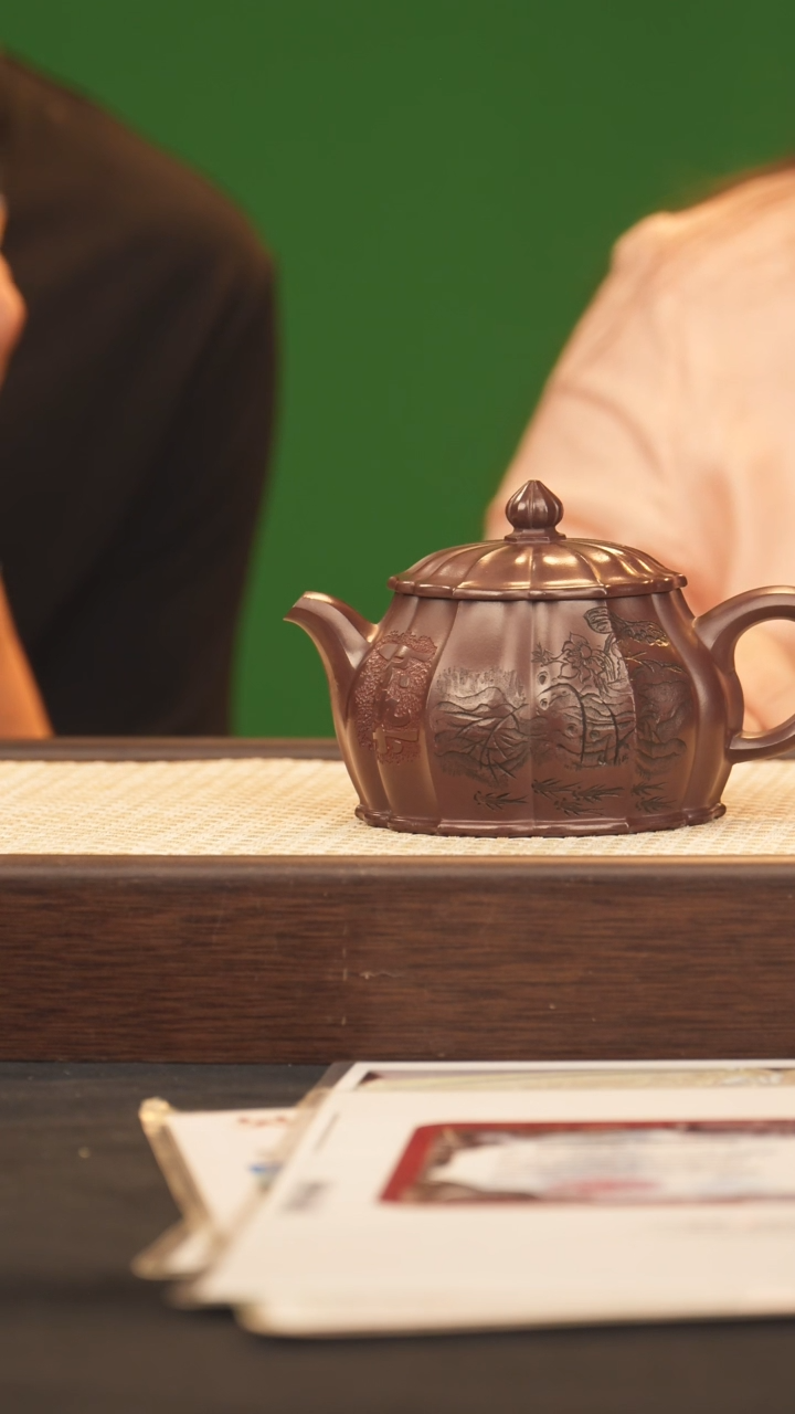 茶壶紫砂WSH筋纹直流 紫茄260cc