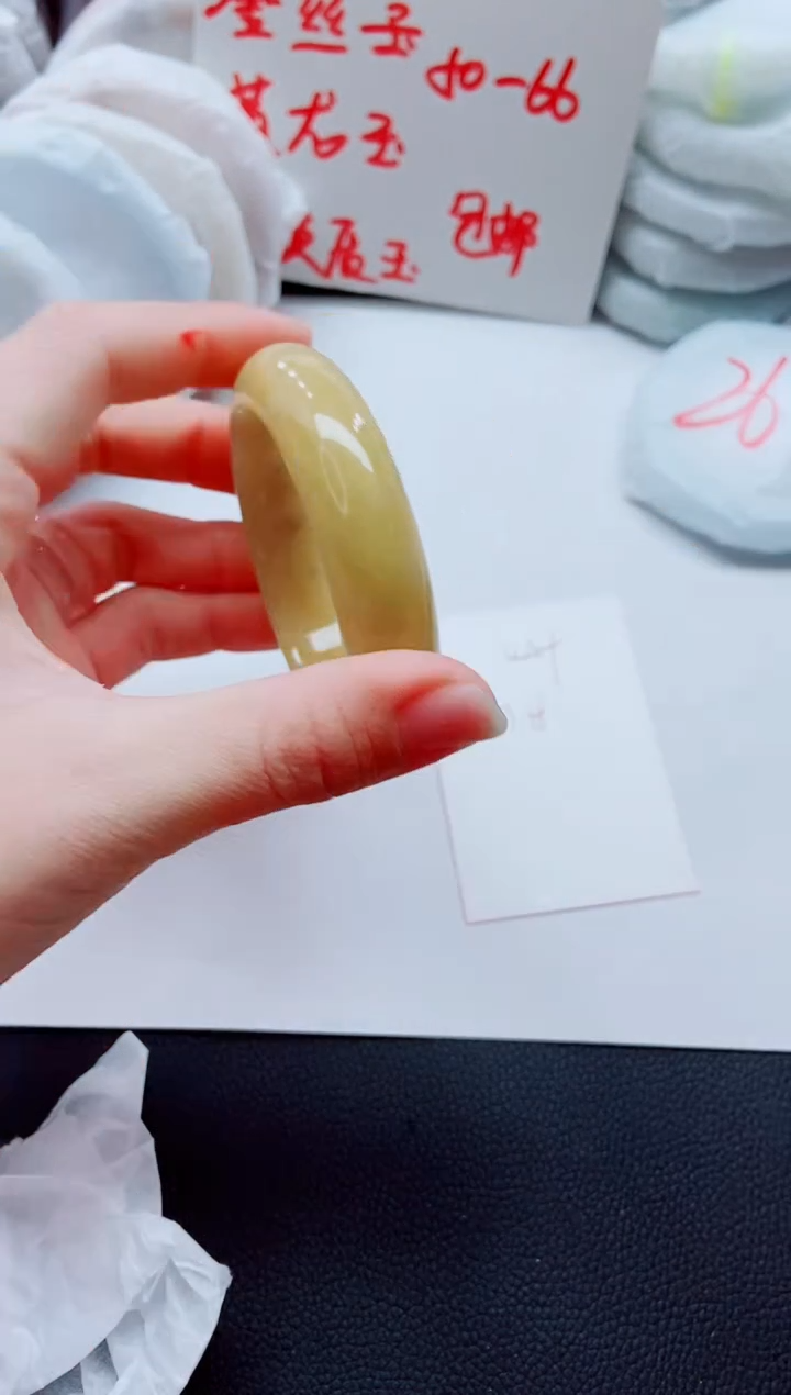 【闪购商品】石英质玉手镯未镶嵌K49-57-58