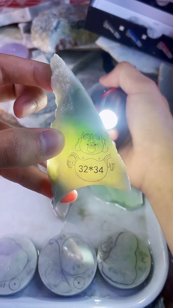 翡翠未镶嵌挂件缅甸天然翡翠A货裸石42