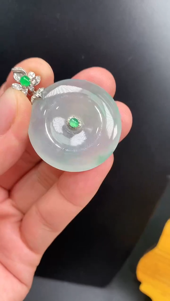 【闪购商品】翡翠颈饰18K金镶嵌一1140