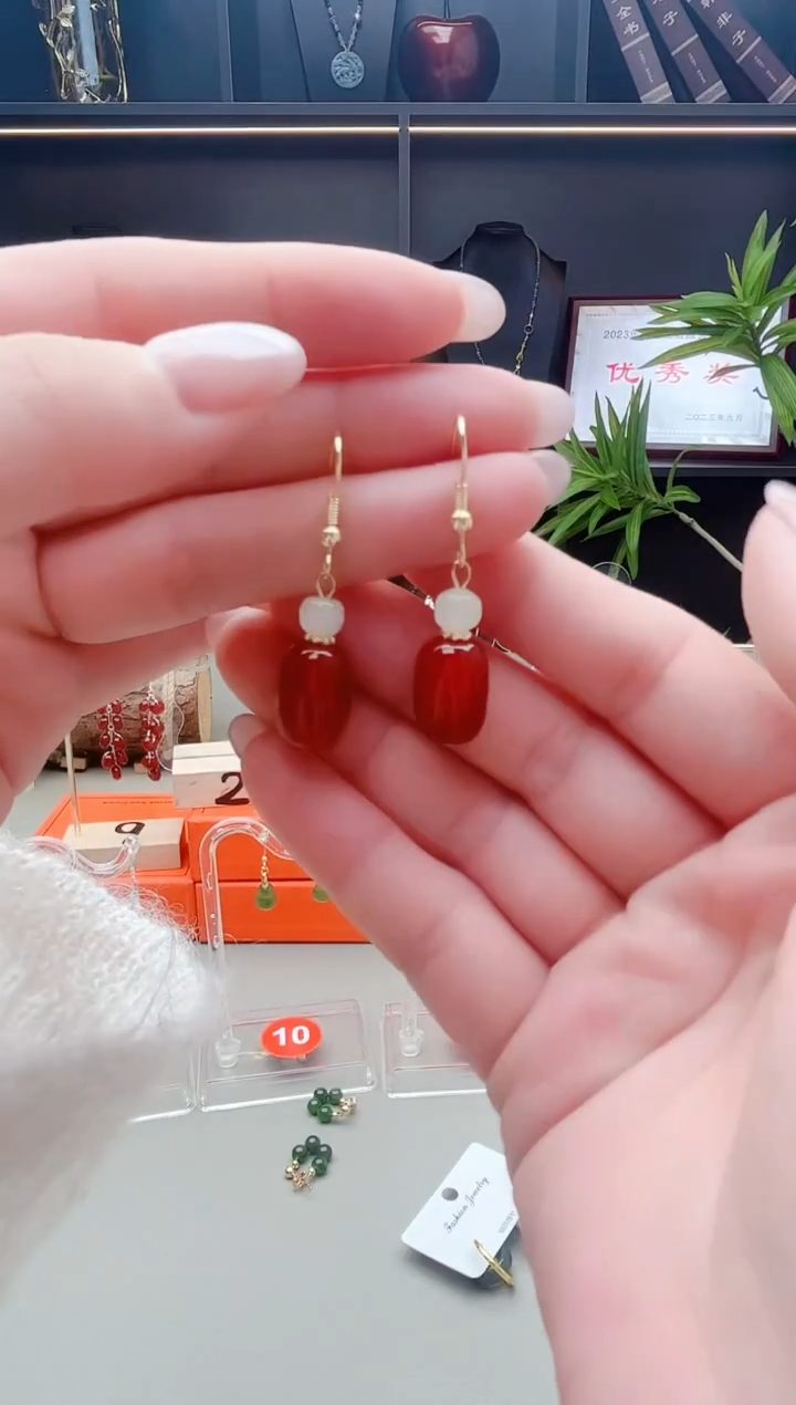 未镶嵌耳钉玛瑙/玉髓335