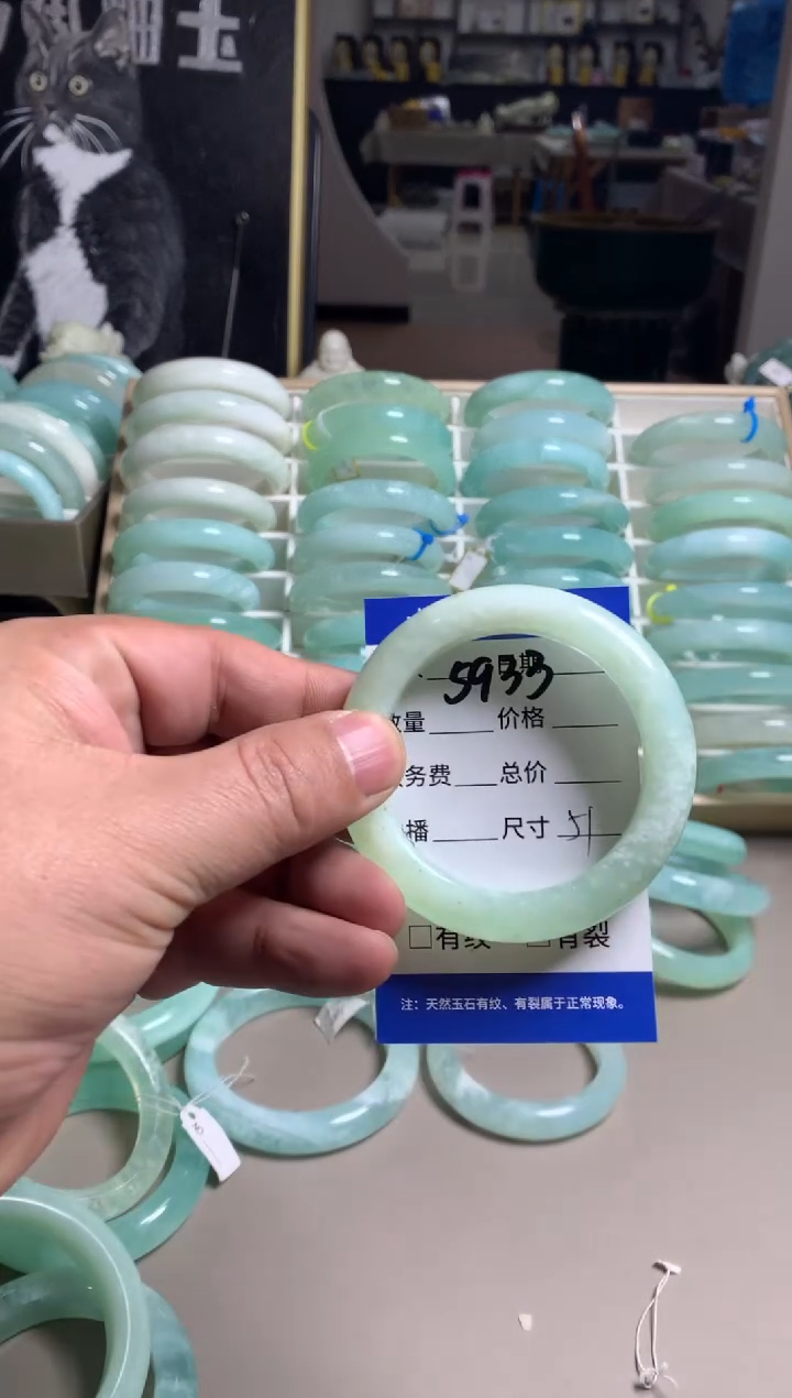 【闪购商品】蛇纹石玉手镯未镶嵌5933