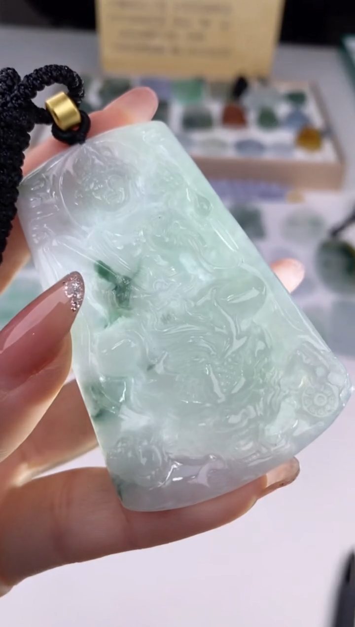 【闪购商品】翡翠吊坠(赠链)未镶嵌24850/静静聊翠