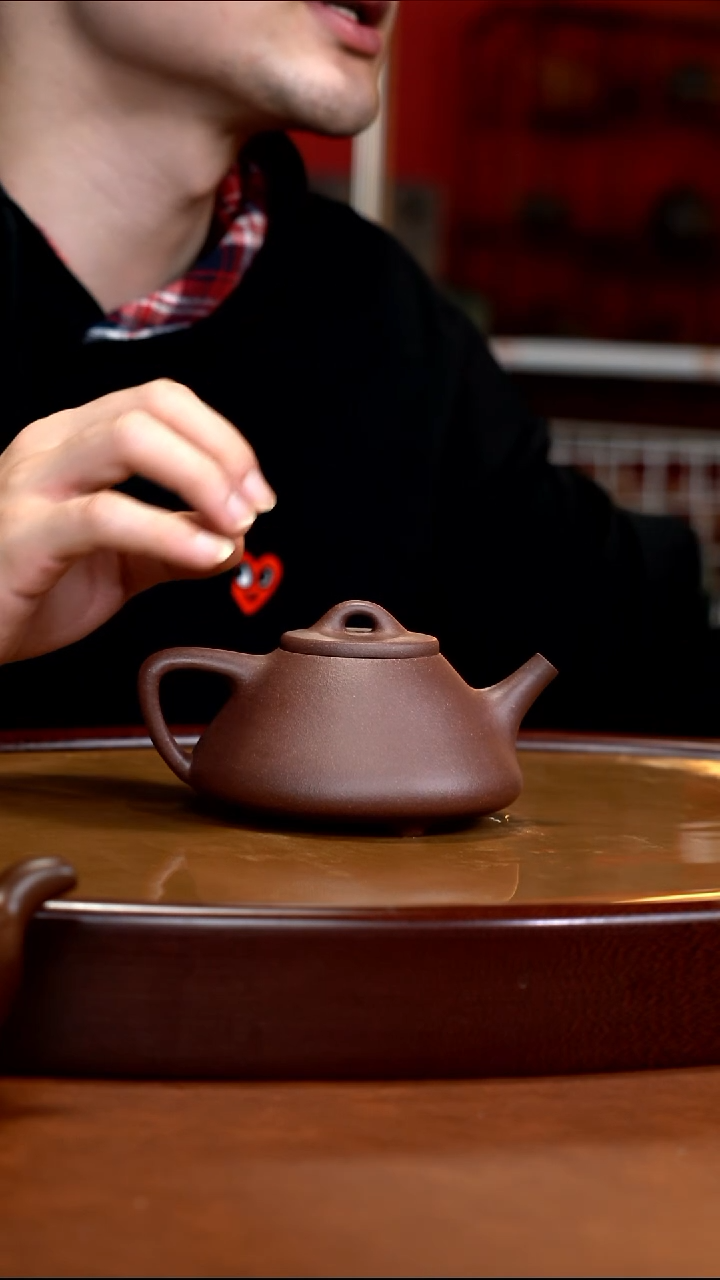 茶壶紫砂LD    底槽清   子怡石瓢   240cc