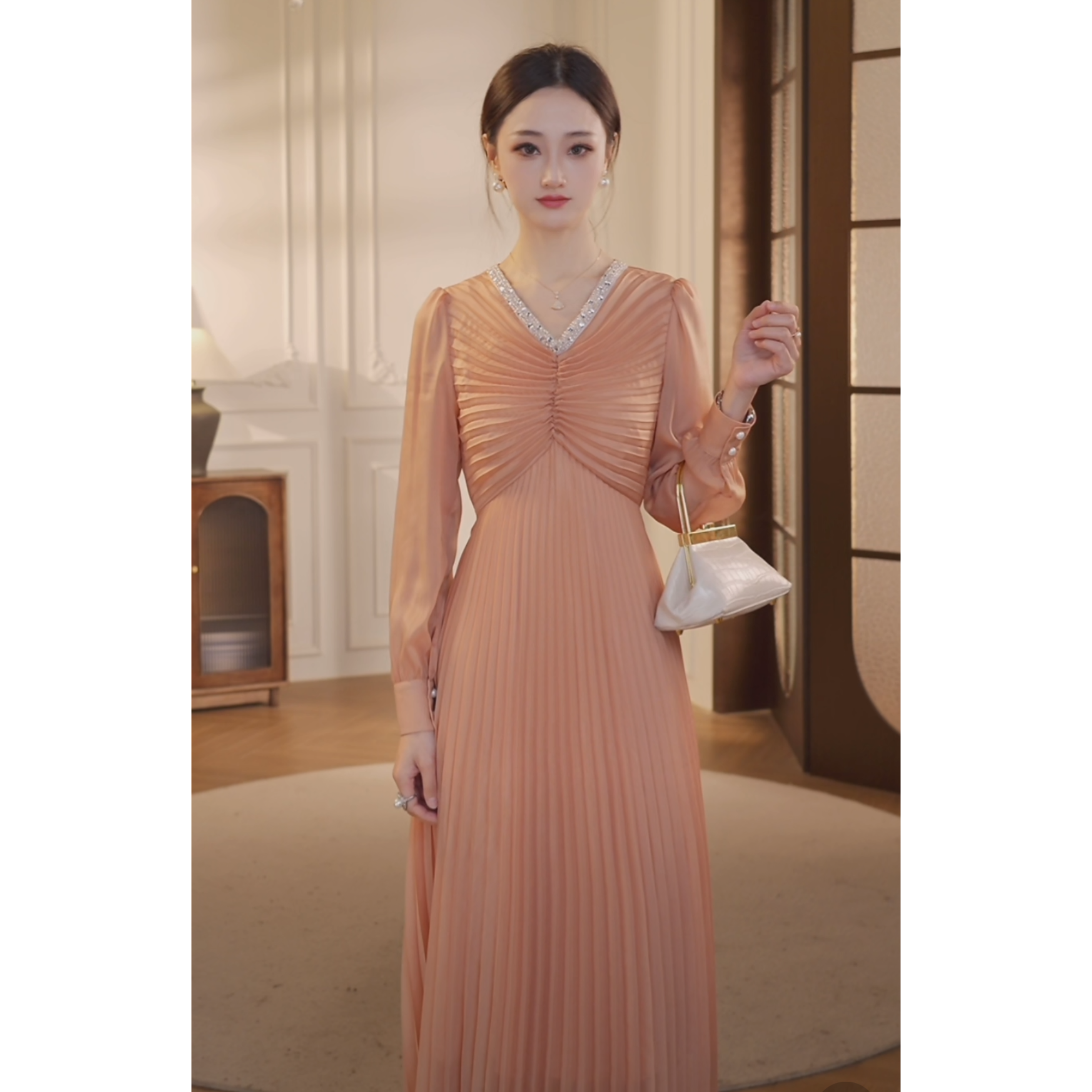 【双双&GERTCOREL】温柔心曲 原创V领气质显瘦连衣裙  XJ251L1014