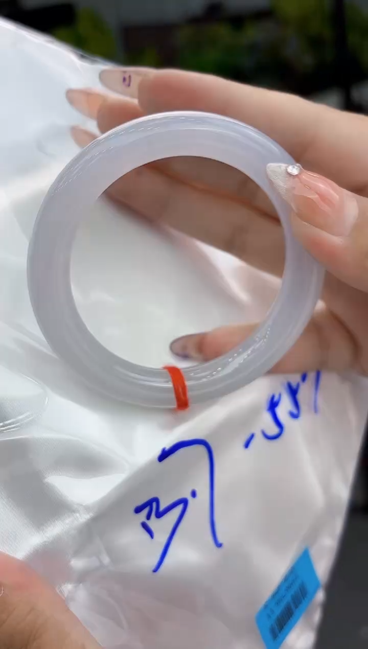 【闪购商品】翡翠手镯未镶嵌翡翠手镯