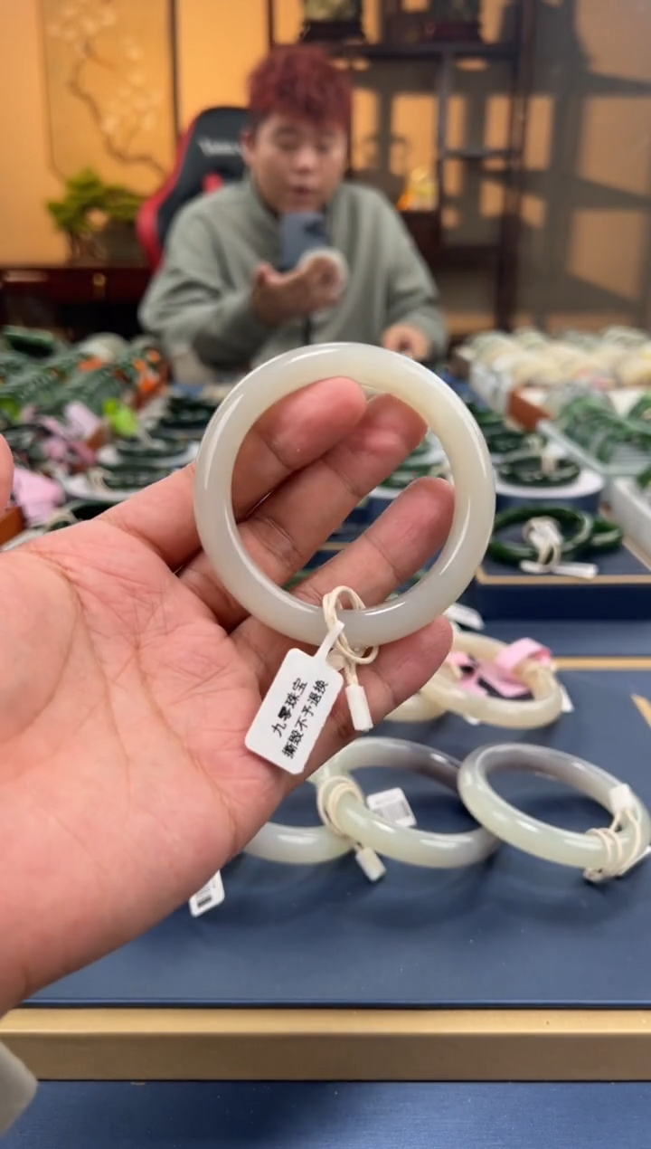 【闪购商品】和田玉手镯未镶嵌D0043-57