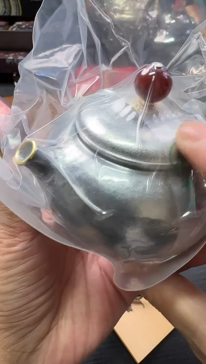 *抖*鱼呆坐 錾刻嵌金包金口富贵有鱼 圆融壶 