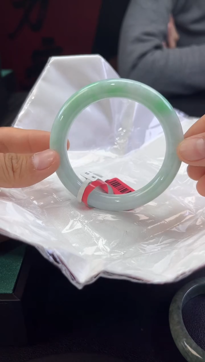 【闪购商品】翡翠手镯未镶嵌翡翠手镯