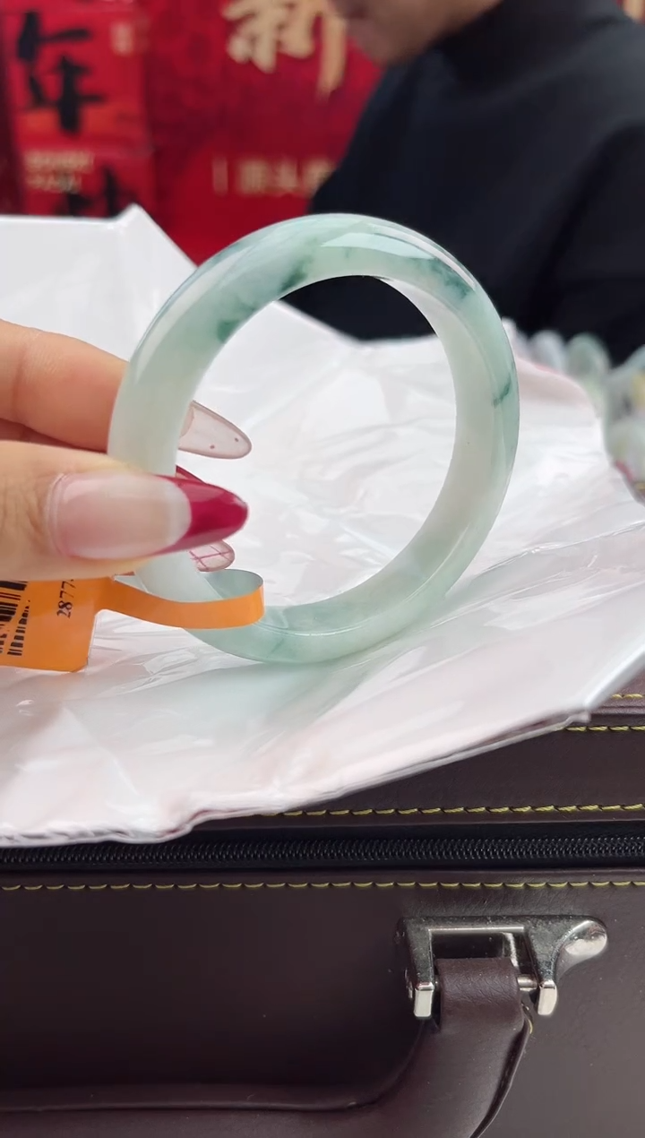 【闪购商品】翡翠手镯未镶嵌翡翠手镯