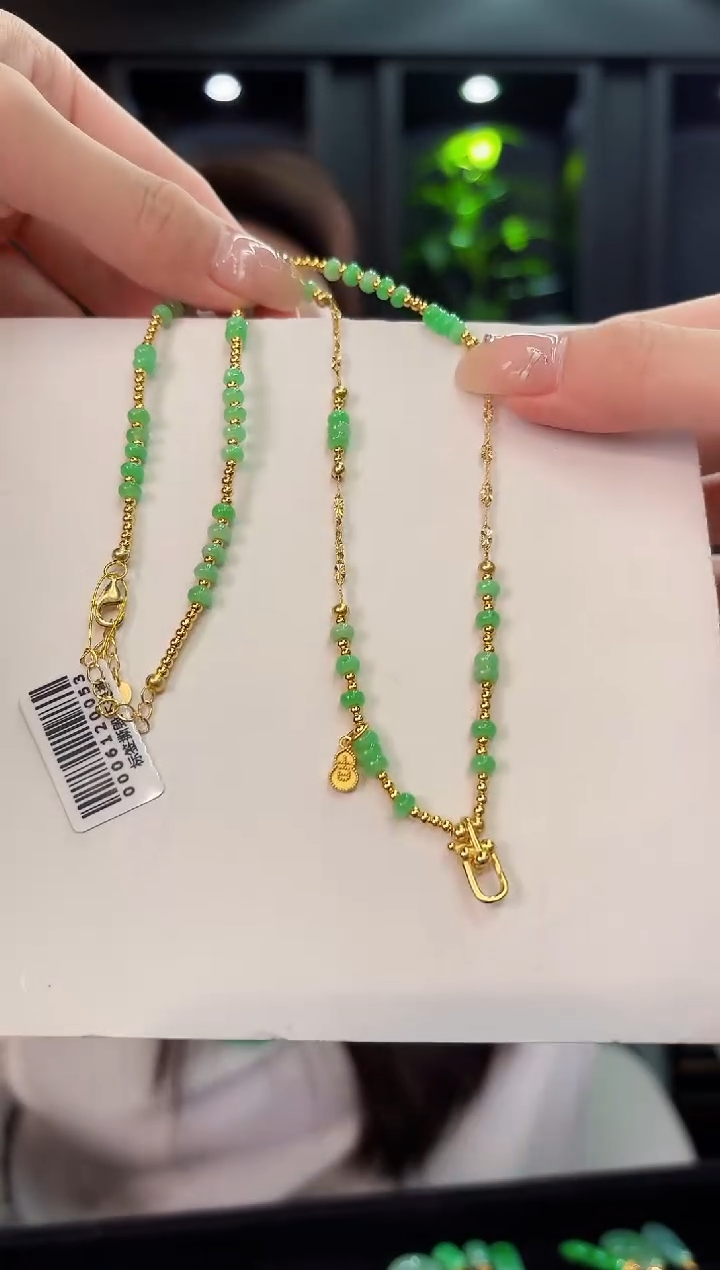 翡翠未镶嵌颈饰缅料A货/多样性发货/一件