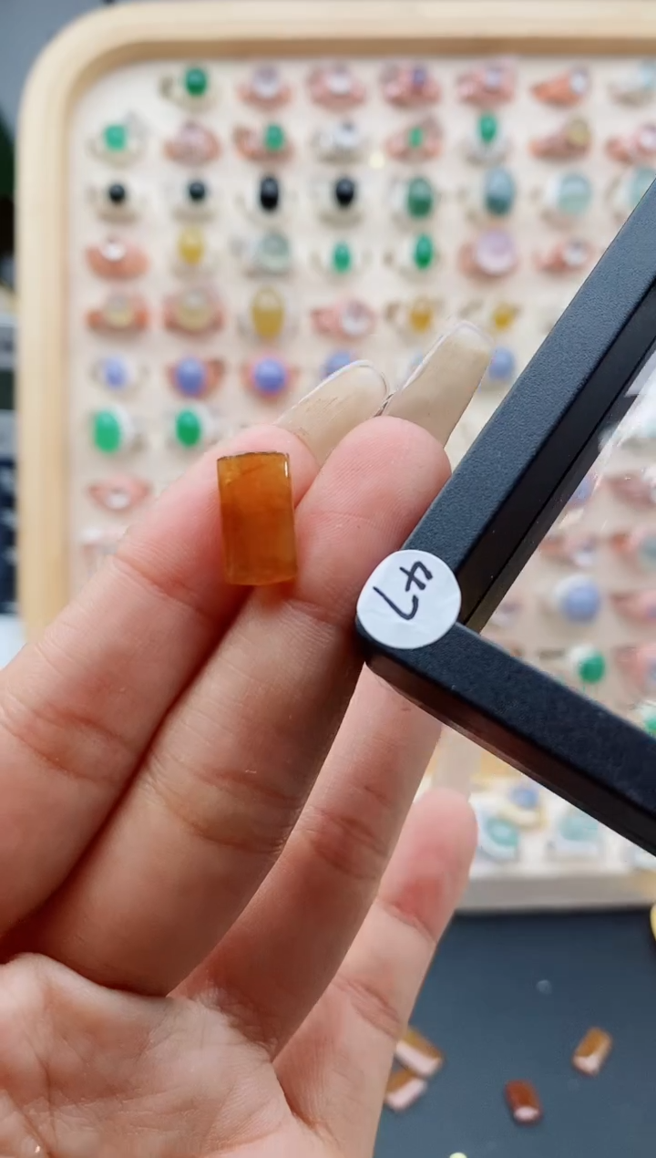 【闪购商品】翡翠裸石缅甸天然A货翡翠222   1+47