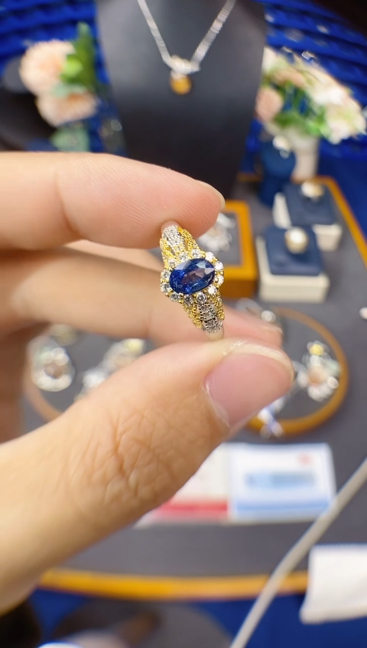 【闪购商品】蓝宝石戒指银S925镶嵌带证书福利