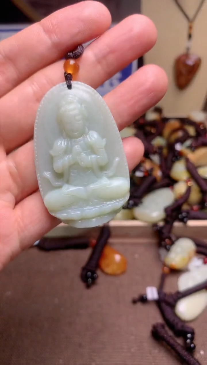 【闪购商品】和田玉颈饰未镶嵌1