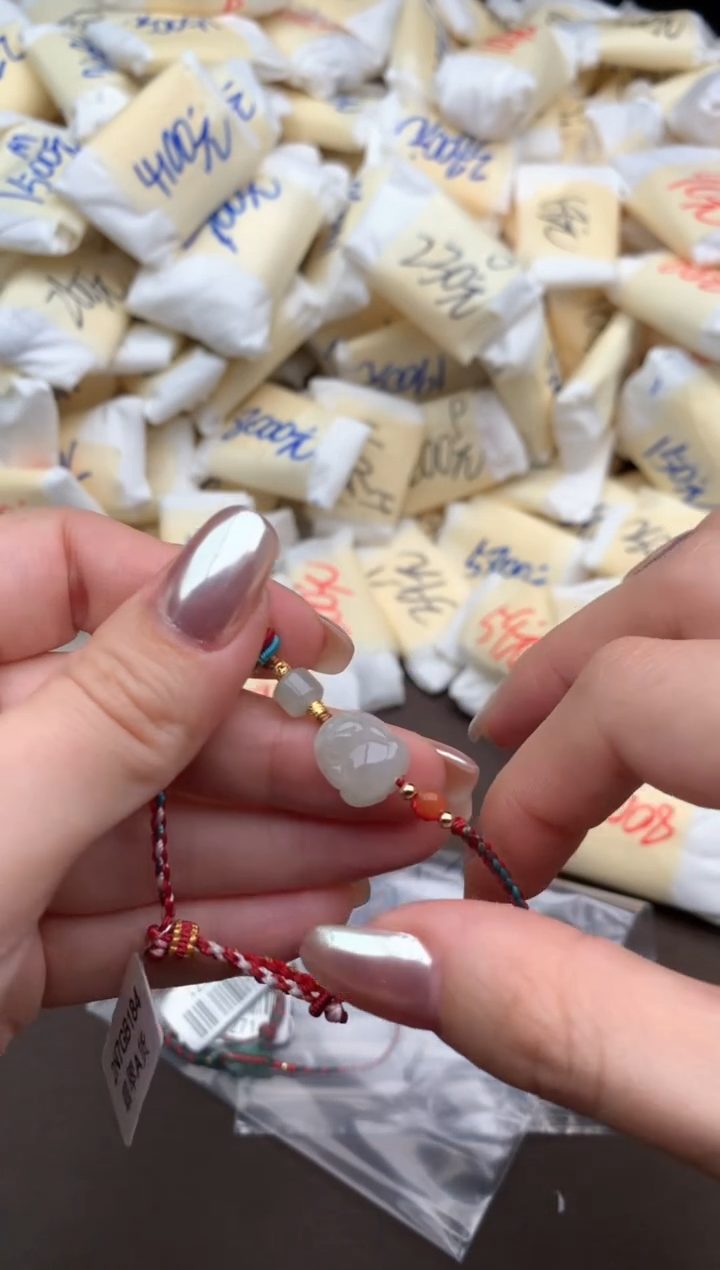 【闪购商品】翡翠手绳未镶嵌一