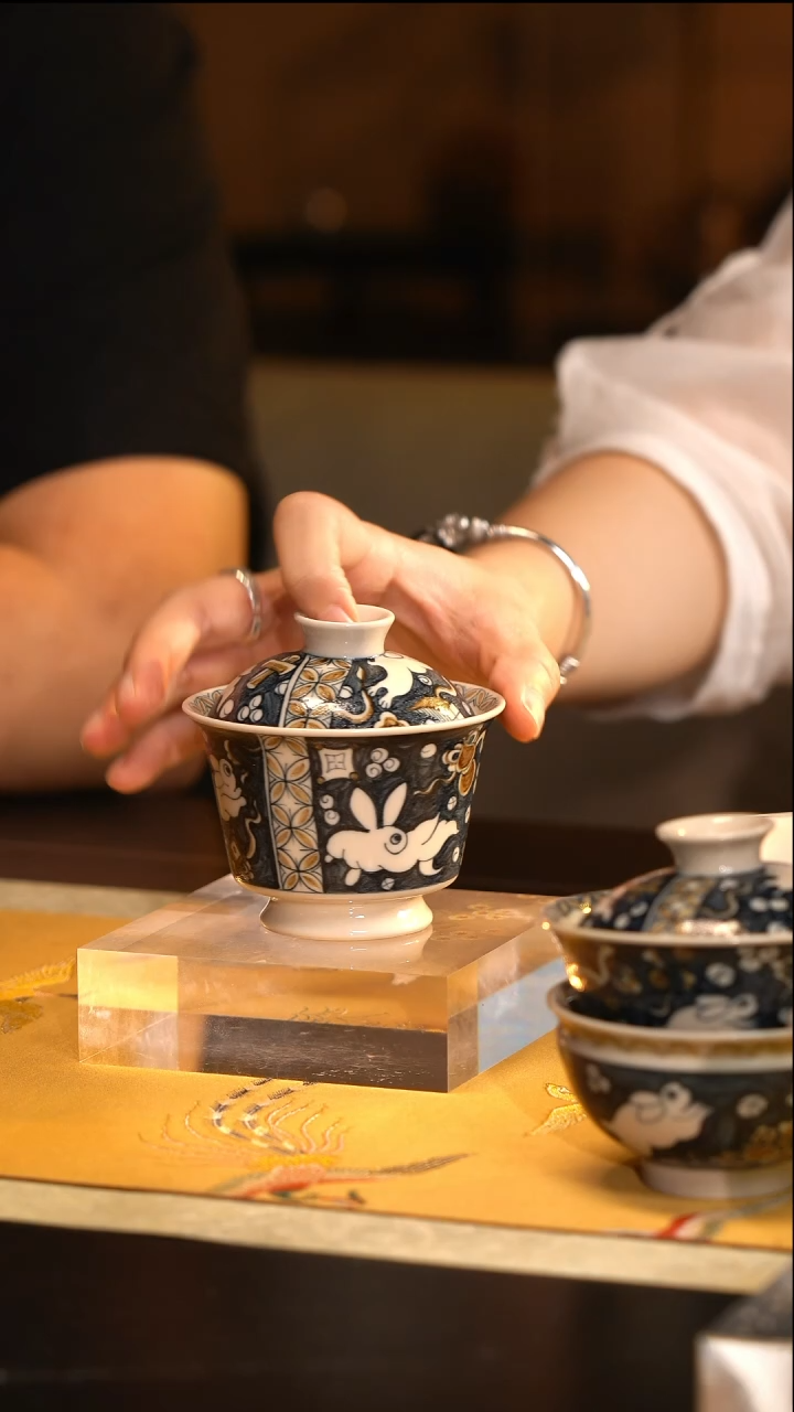 LQT立勤堂兔子马蹄盖碗