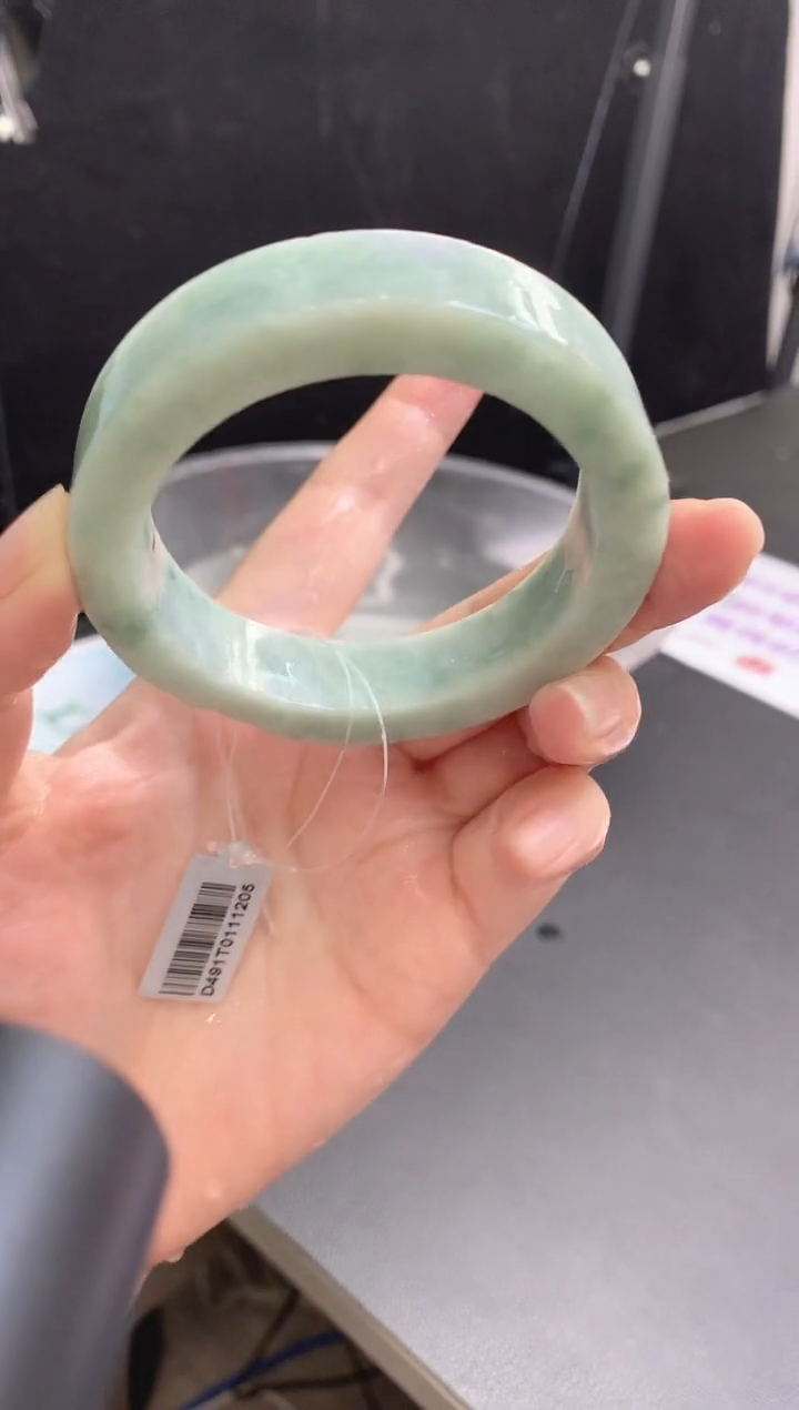 【闪购商品】定制翡翠手镯未镶嵌1 55-56正
