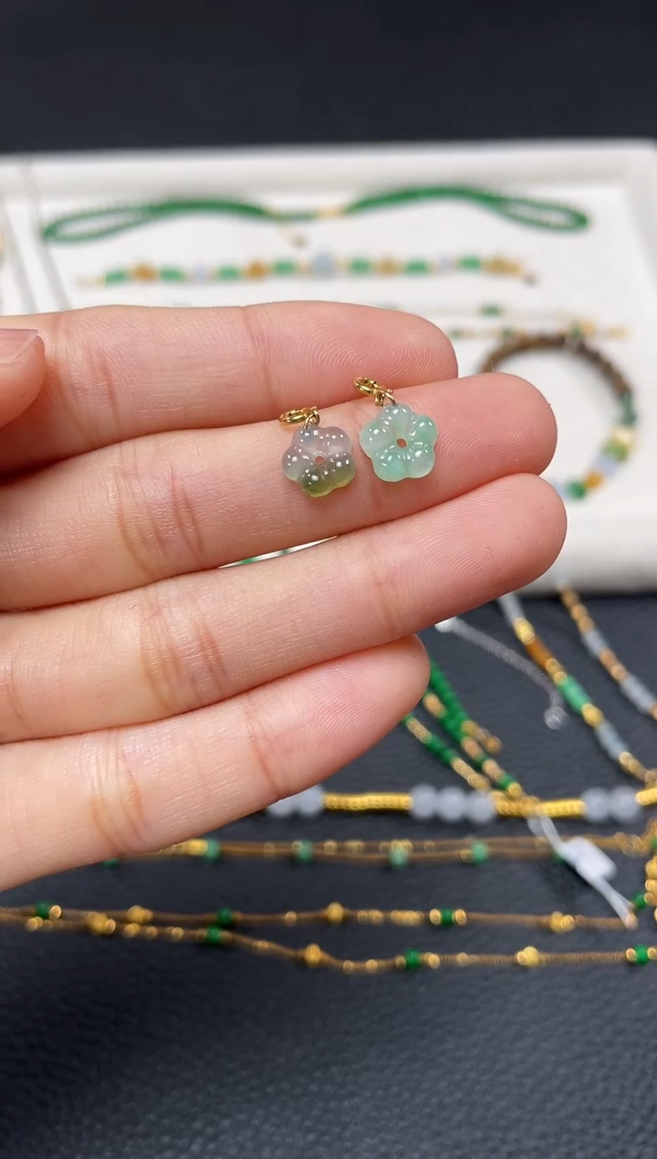 【闪购商品】翡翠吊坠(不含链)18K金镶嵌2个  JK429