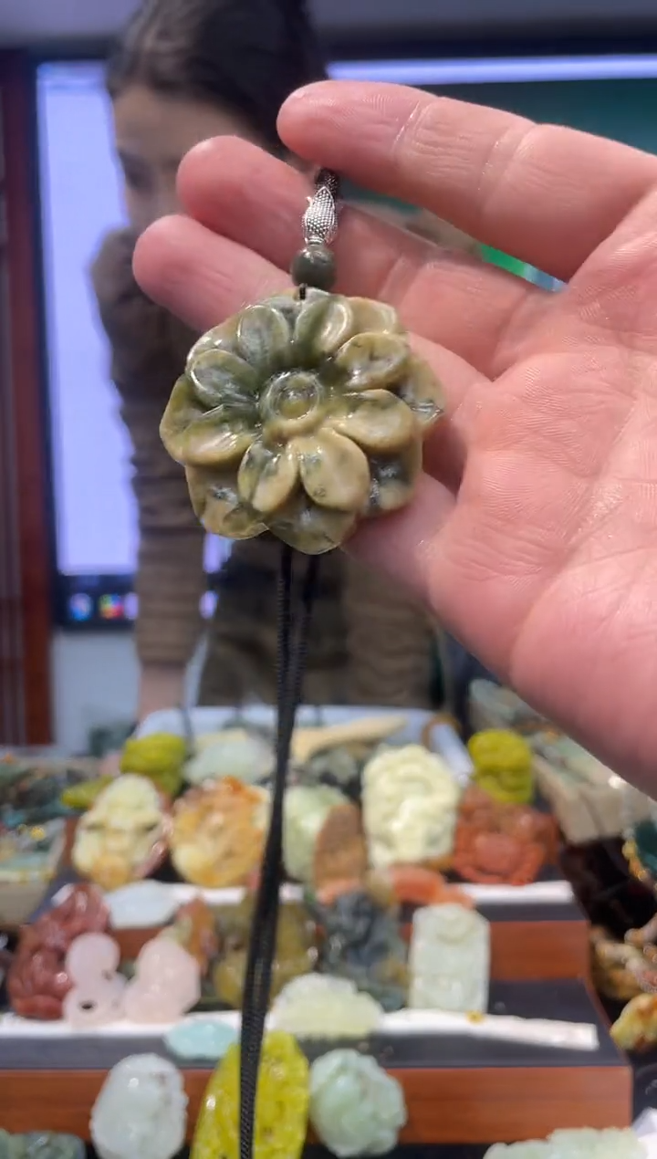 【闪购商品】岫玉吊坠未镶嵌·