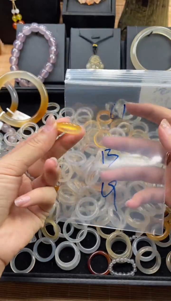 未镶嵌戒指玛瑙/玉髓61