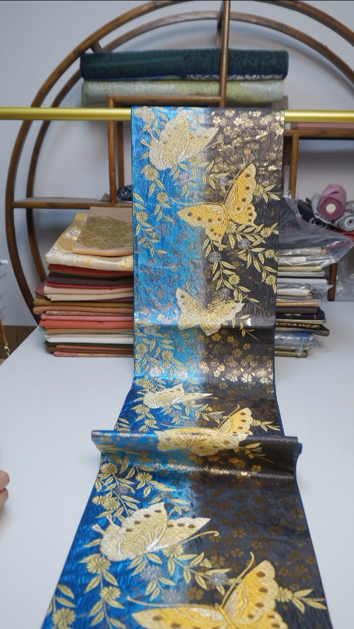 织绣136蝴蝶花卉花卉