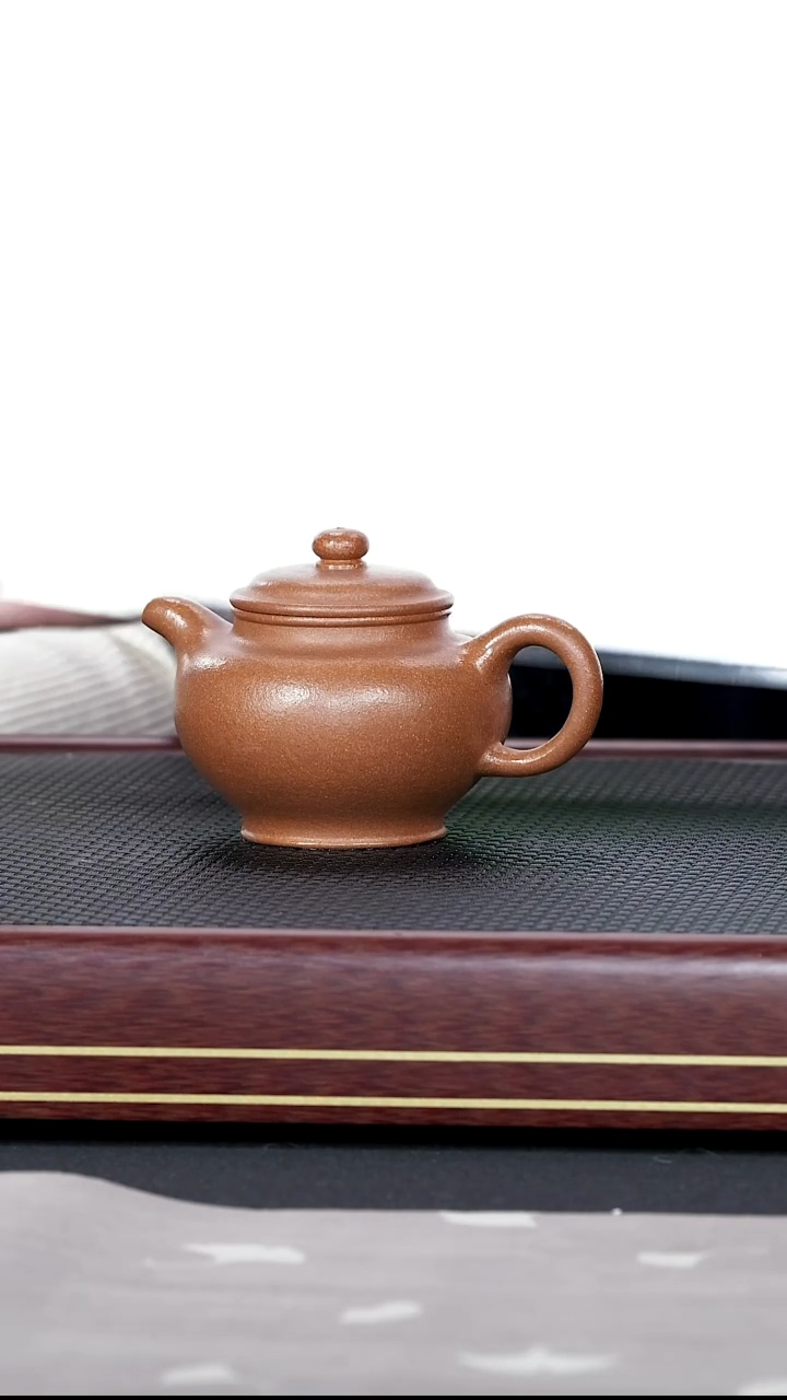 茶壶紫砂紫砂24 掇只 鹅黄降坡 