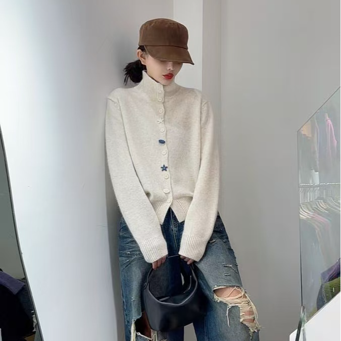 【海洋之星】2025冬季新款针织衫气质减龄趣味扣毛衣开衫6618