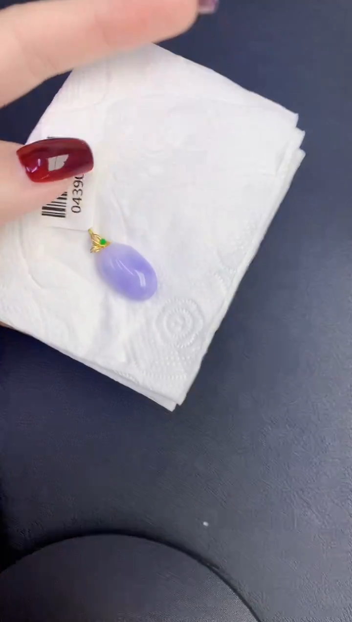 颈饰18K金镶嵌翡翠缅甸天然翡翠a货