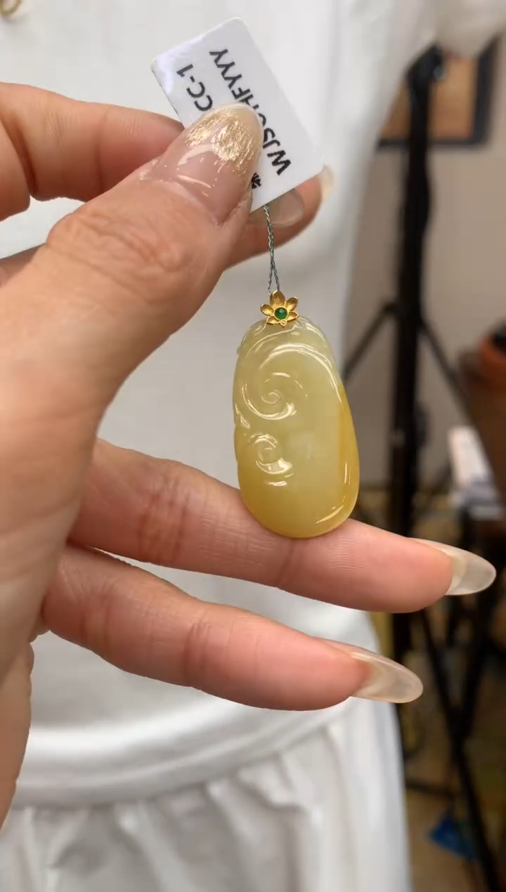 【闪购商品】翡翠颈饰18K金镶嵌如意