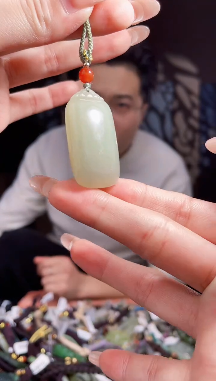 【闪购商品】和田玉颈饰未镶嵌拍一发一