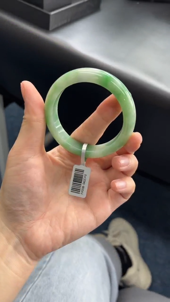 【闪购商品】翡翠手镯未镶嵌正圈